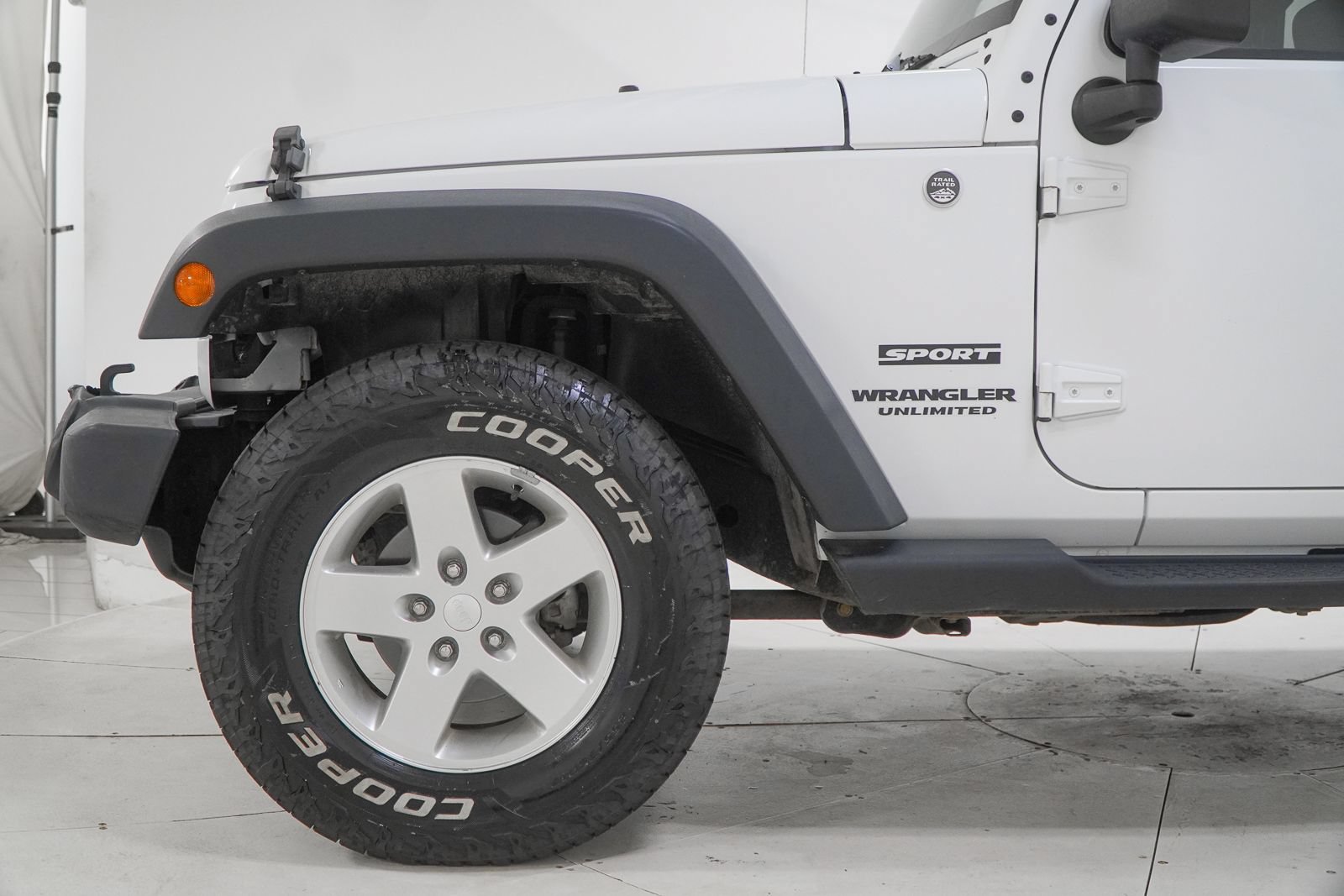 Used 2014 Jeep Wrangler Unlimited Sport w/ Quick Order Package 24S AWD/4WD image 16