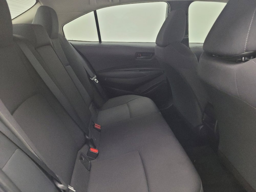 Used 2022 Toyota Corolla LE image 19