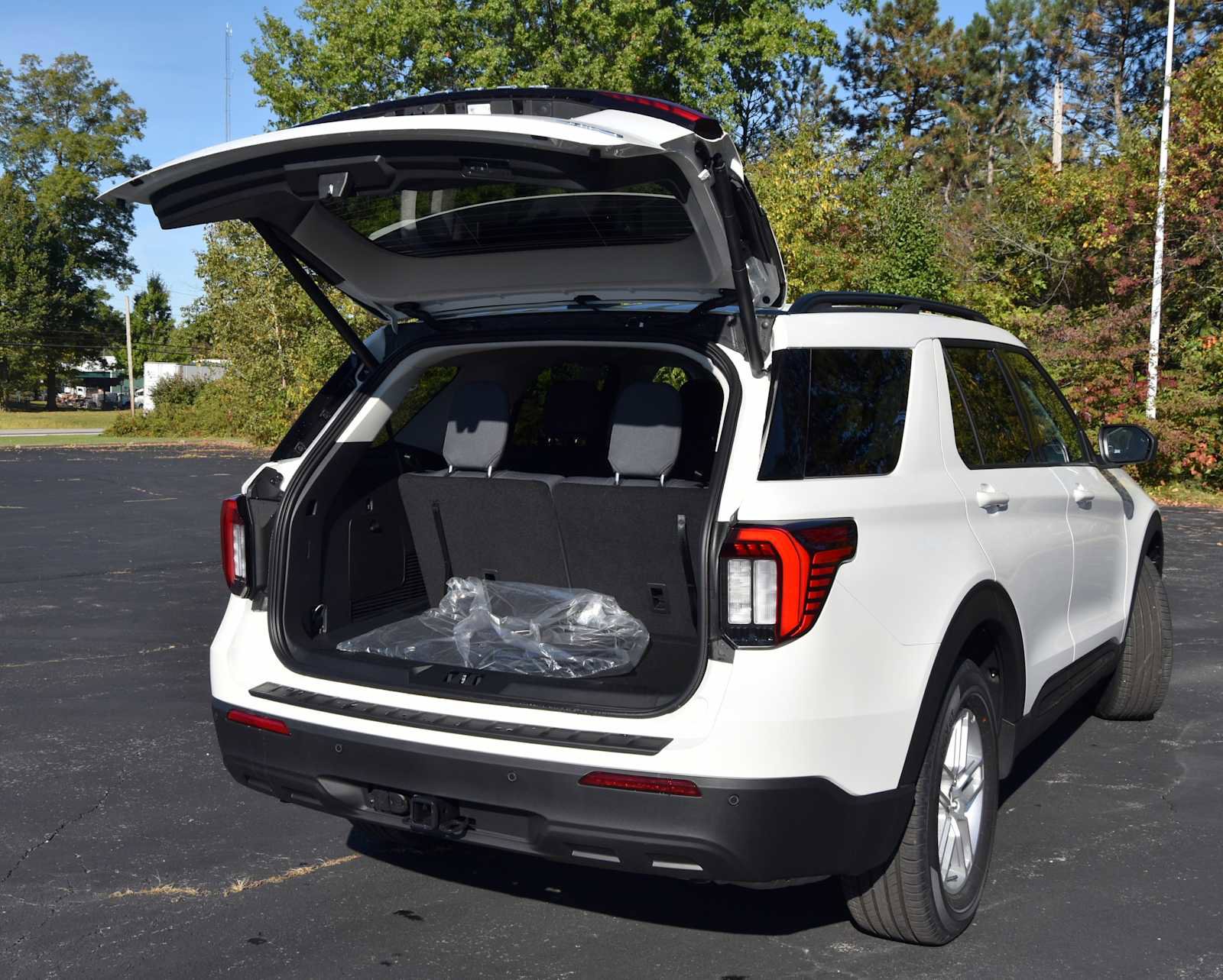 New 2026 Ford Explorer Active image 11