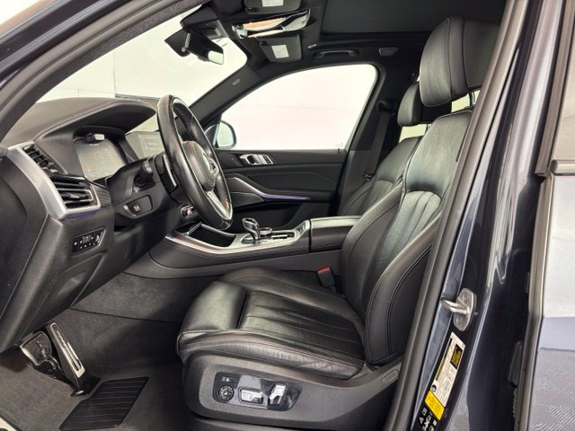 Used 2021 BMW X5 M50i w/ Executive Package AWD/4WD image 11