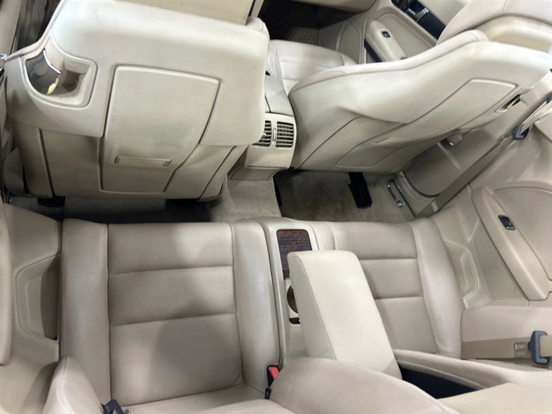 Used 2011 Mercedes-Benz E 350 Cabriolet image 12