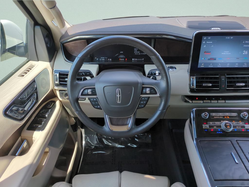 Used 2020 Lincoln Navigator Reserve w/ Equipment Group 208A Reserve AWD/4WD image 12