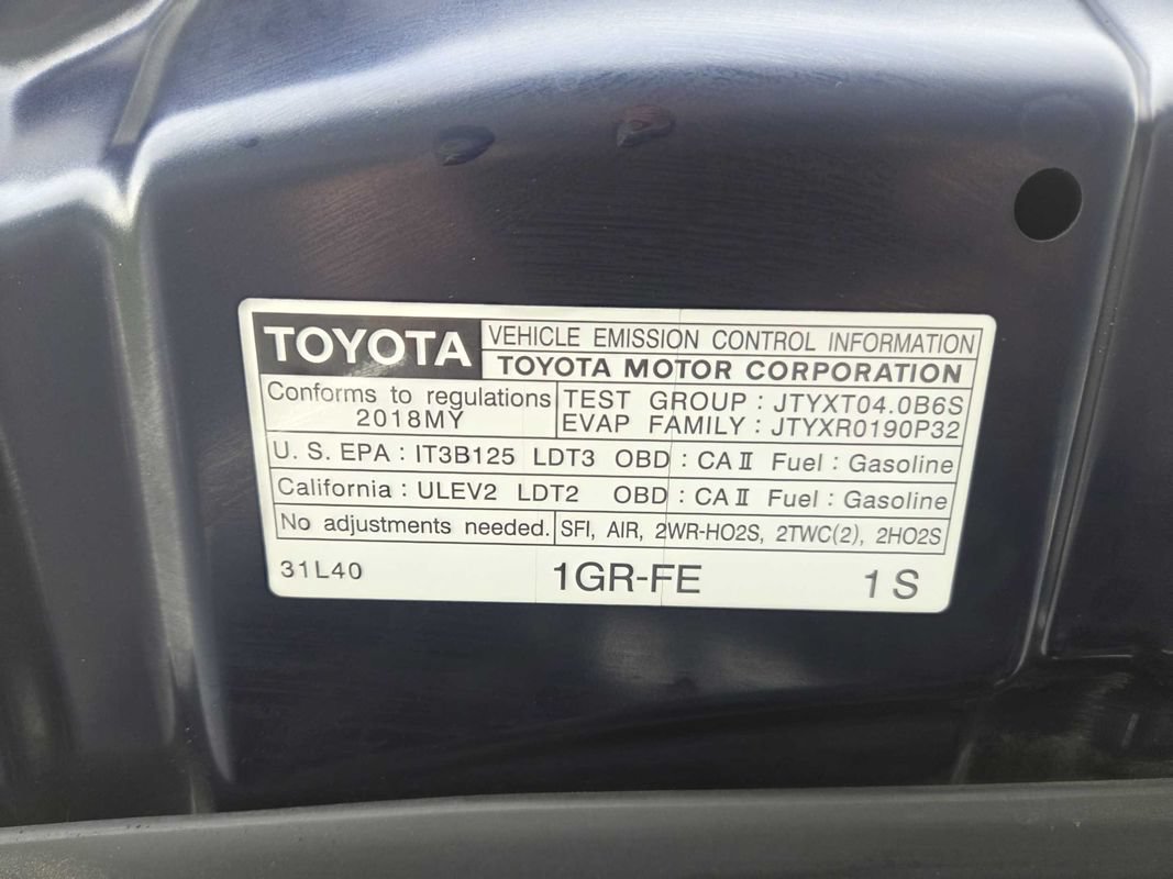 Used 2018 Toyota 4Runner SR5 Premium AWD/4WD image 30