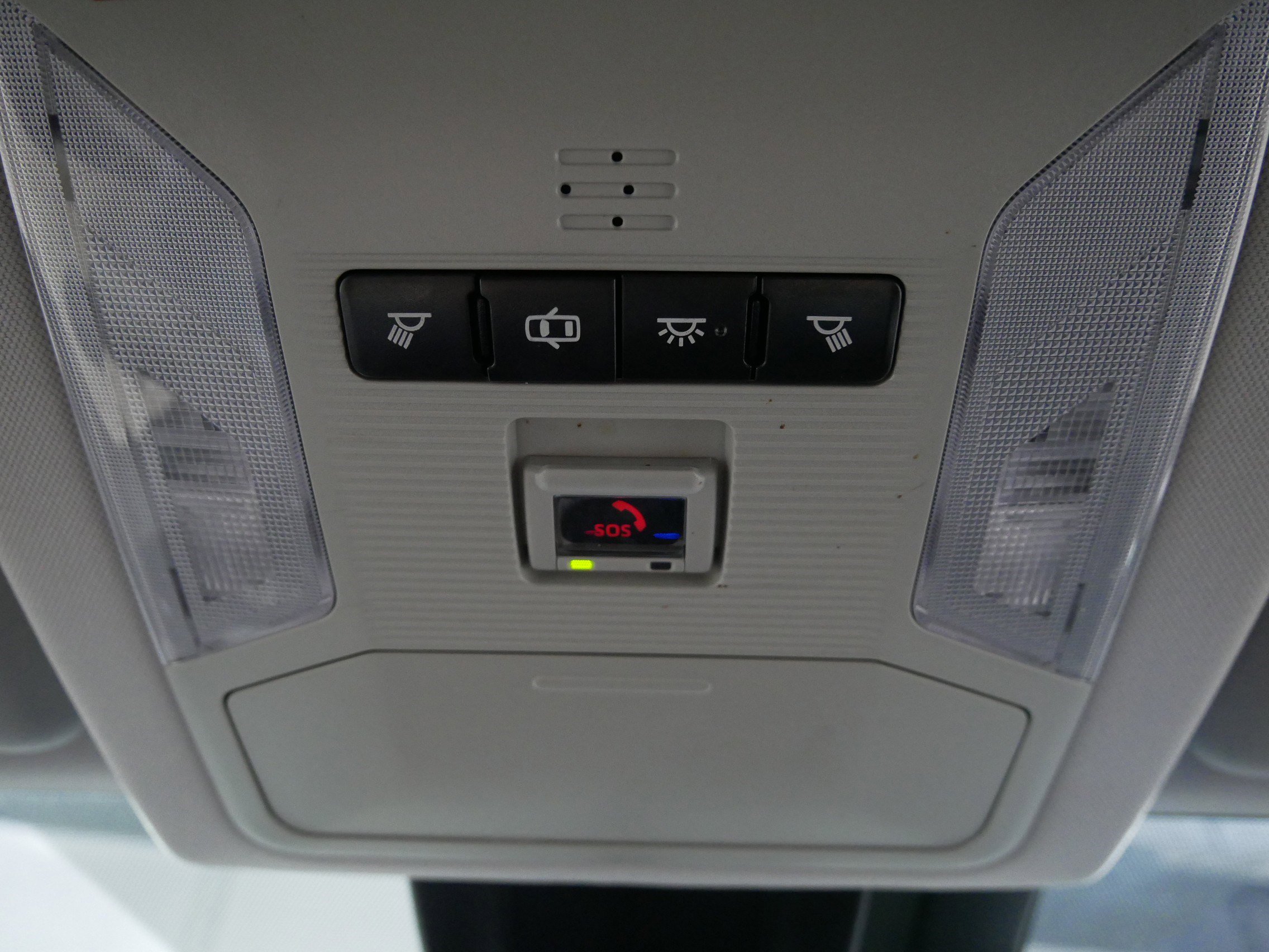 Used 2020 Toyota RAV4 LE image 32