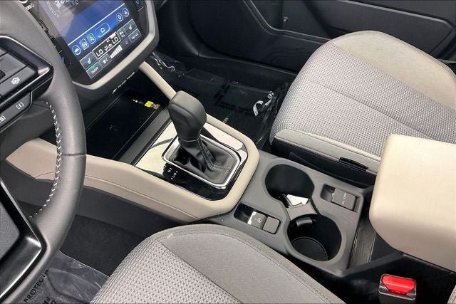 Used 2025 Subaru Forester Premium AWD/4WD image 16
