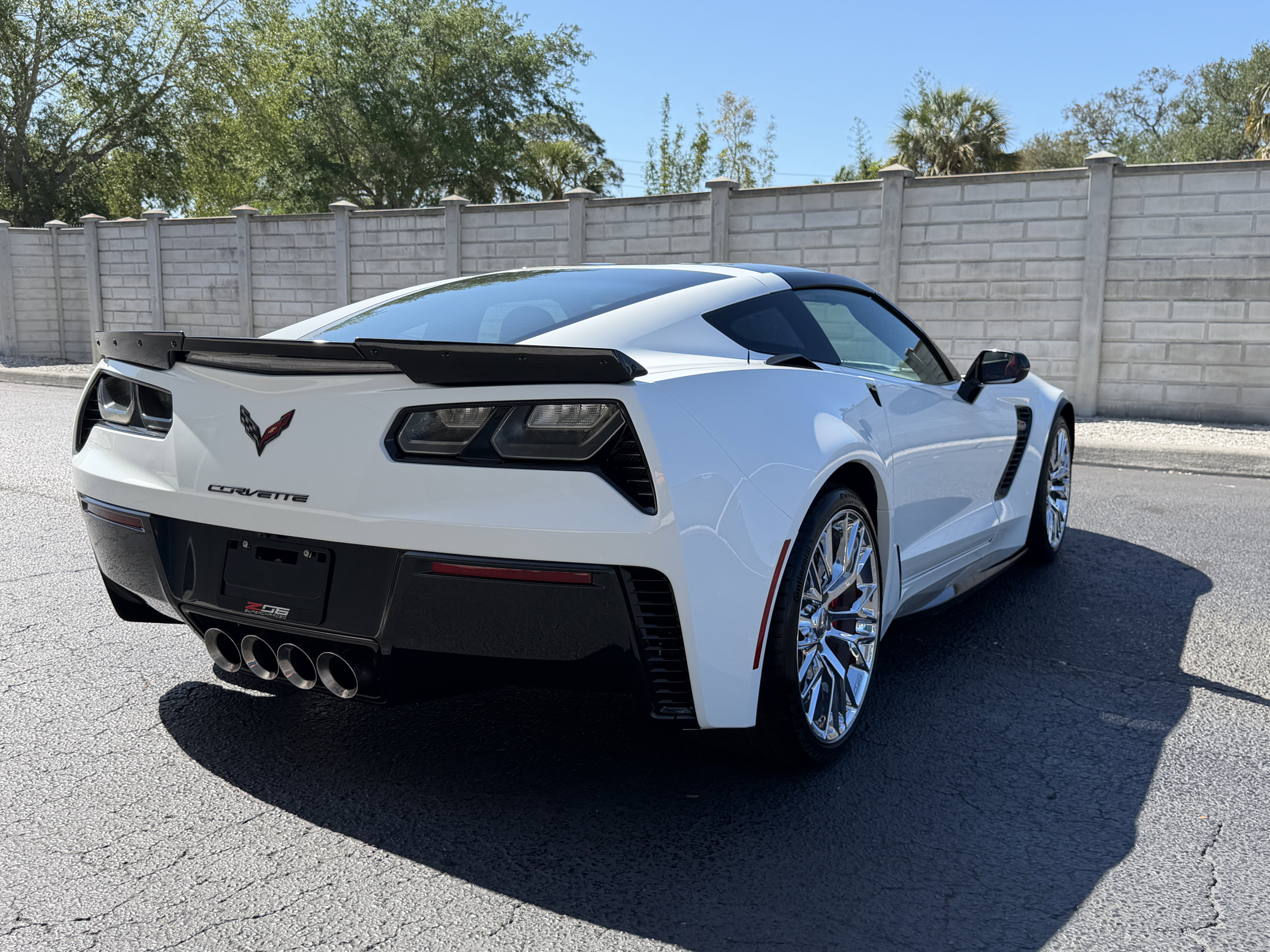 Used 2019 Chevrolet Corvette Z06 RWD image 6