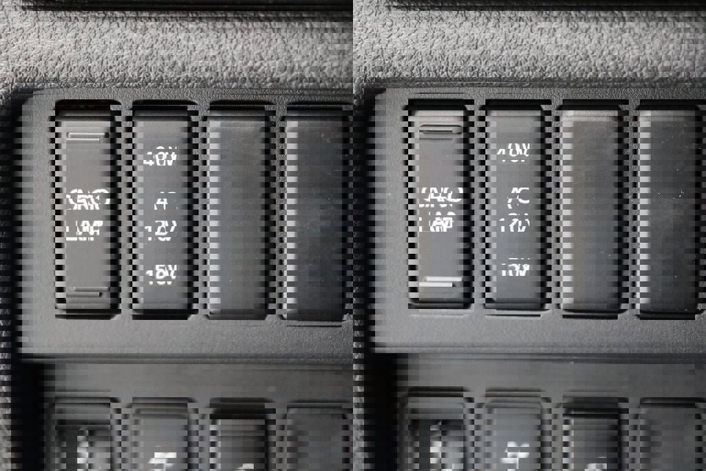 Used 2023 Nissan Titan PRO-4X w/ Pro-4x Convenience Package image 36