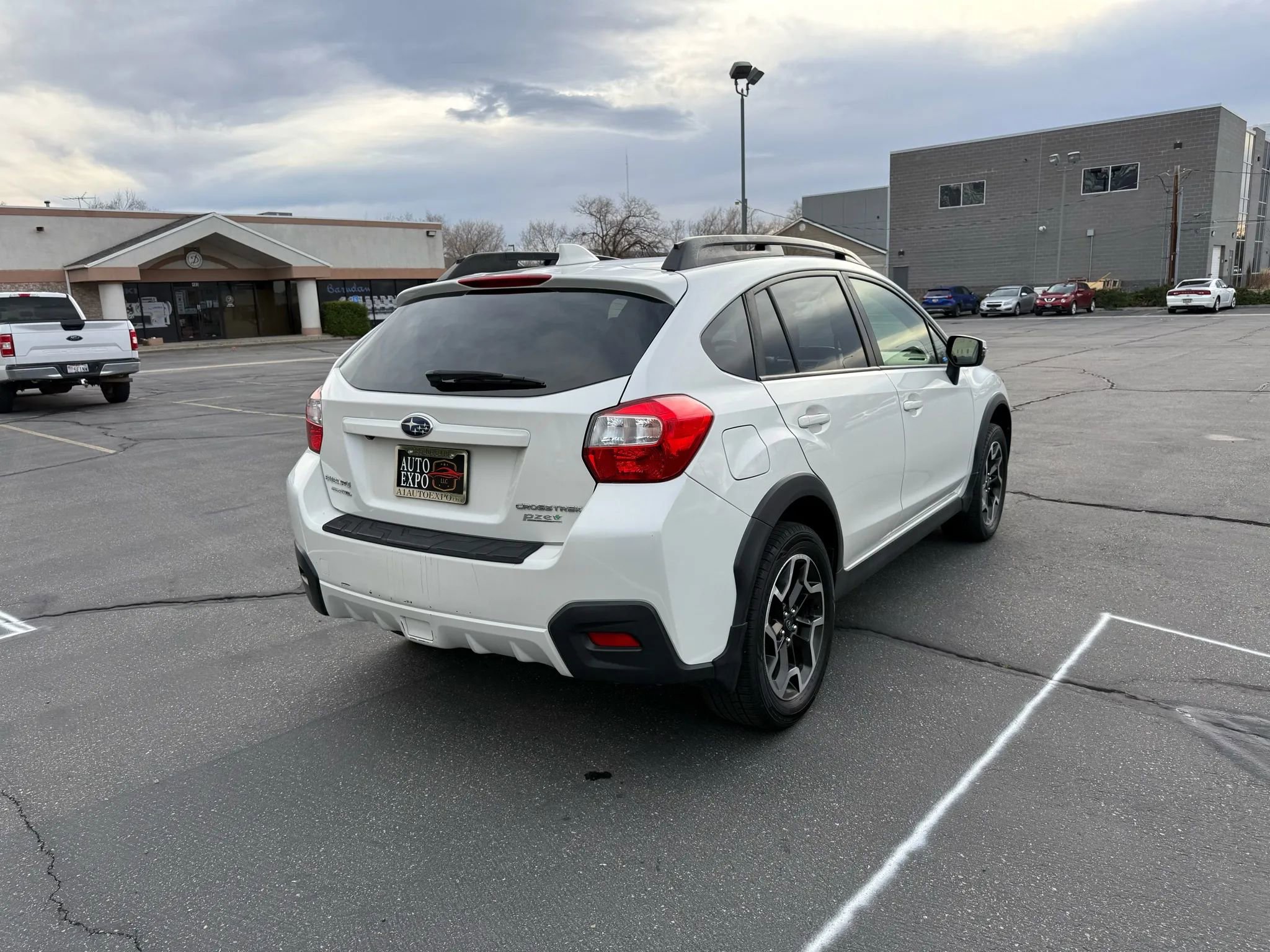 Used 2016 Subaru Crosstrek 2.0i Limited w/ Popular Package #2 image 5