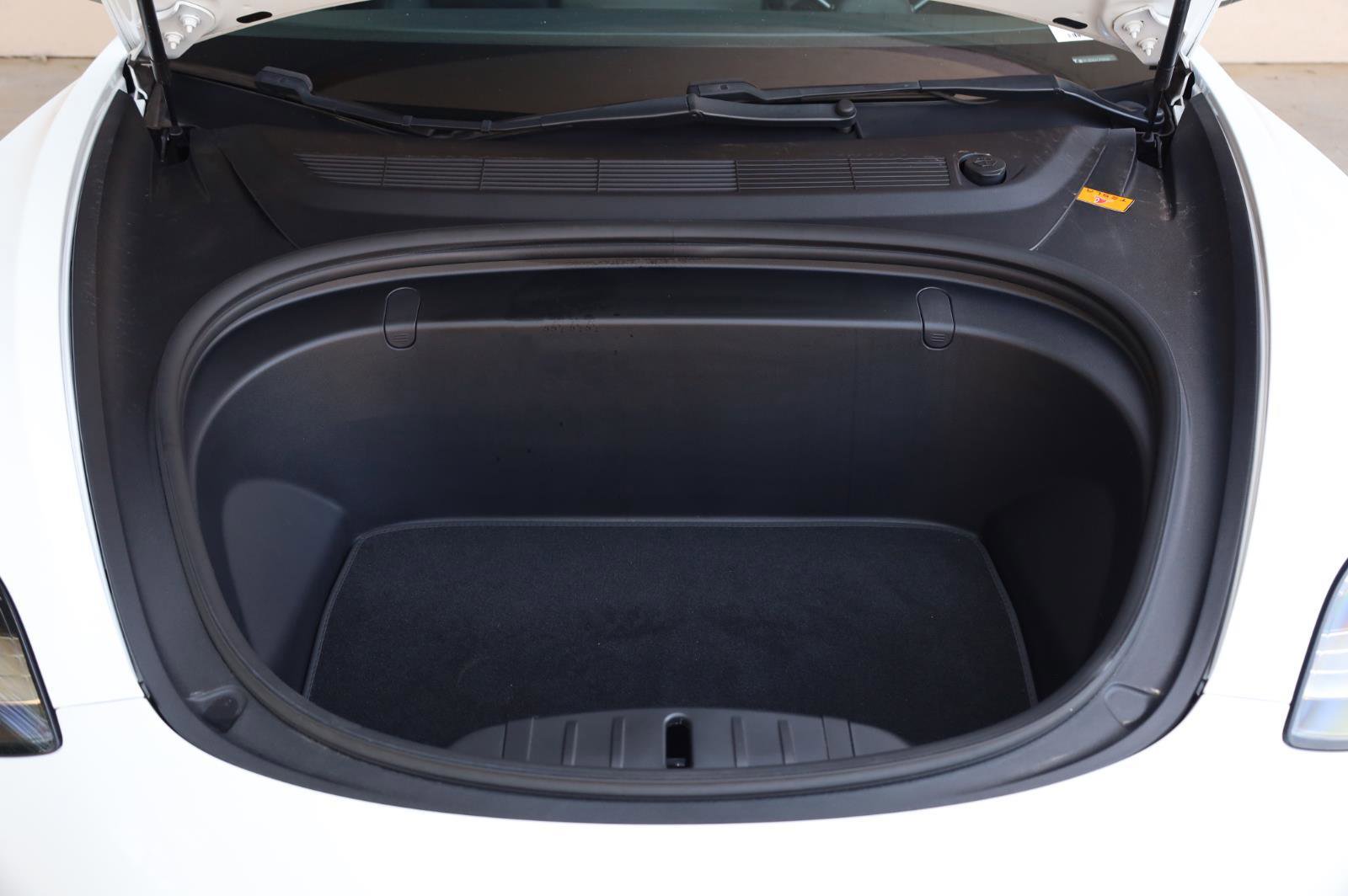 Used 2018 Tesla Model 3 Mid Range RWD image 10