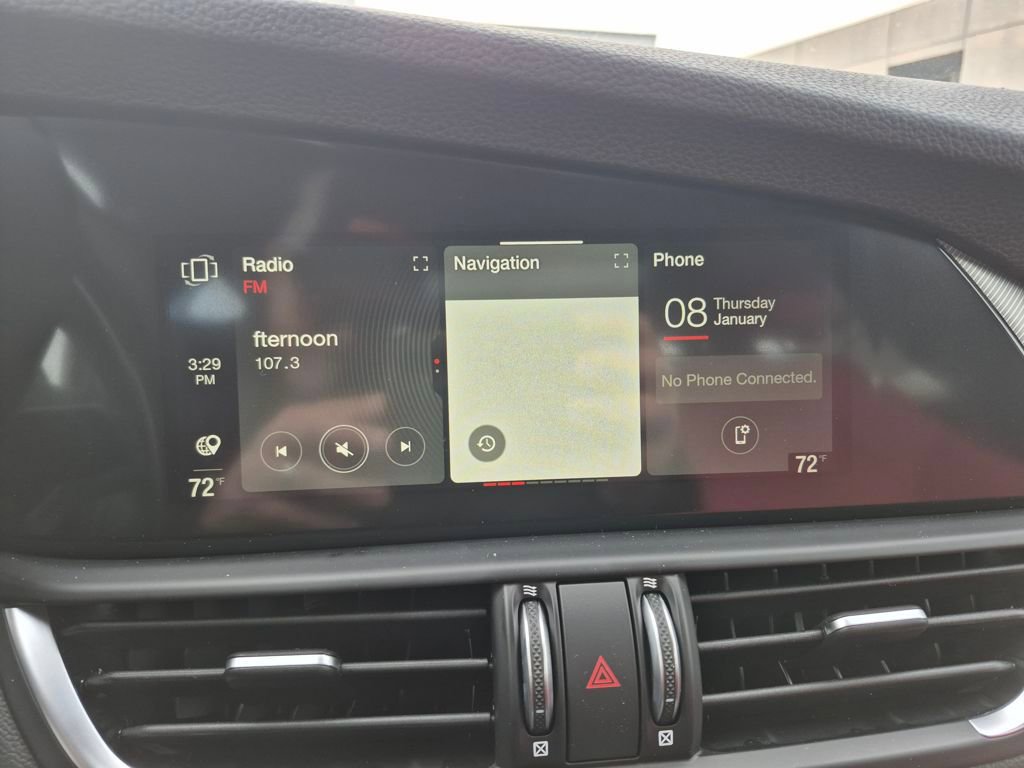 New 2025 Alfa Romeo Giulia w/ Driving Assist Package image 19