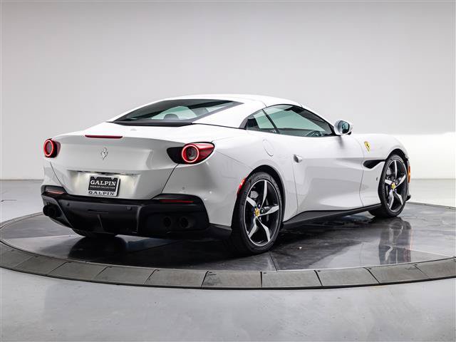 Used 2023 Ferrari Portofino M RWD image 13