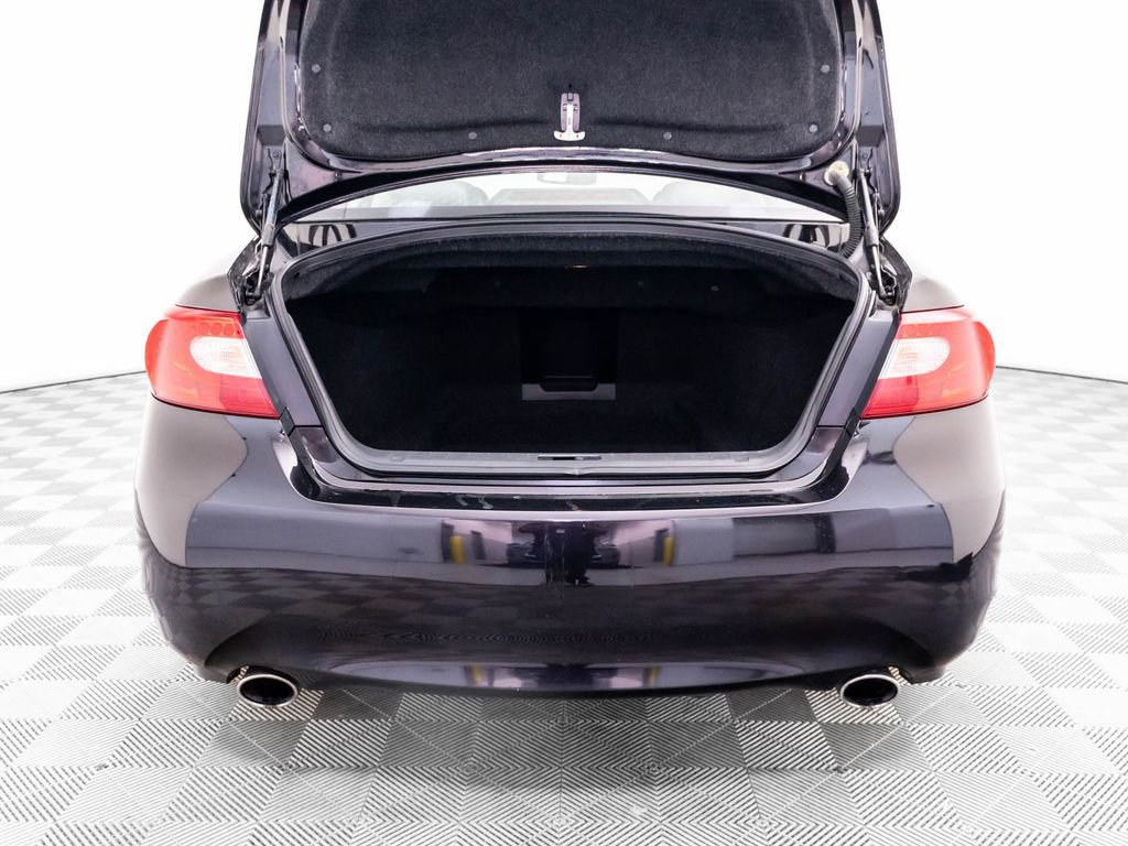 Used 2012 INFINITI M37 x w/ Premium Pkg image 34