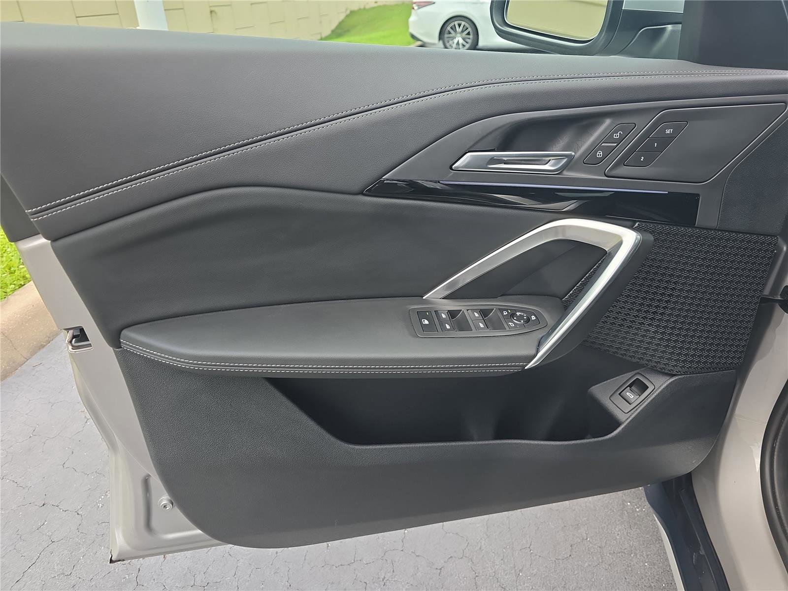 Used 2026 BMW X1 xDrive28i AWD/4WD image 14