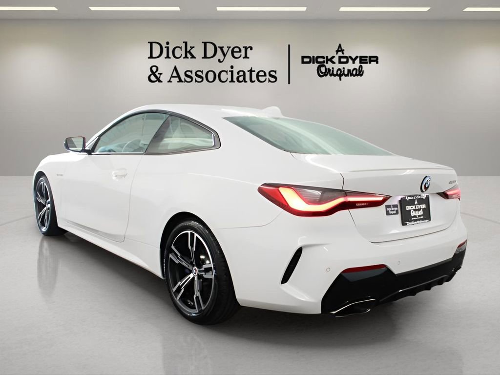 Used 2023 BMW M440i M440i w/ Premium Package image 6