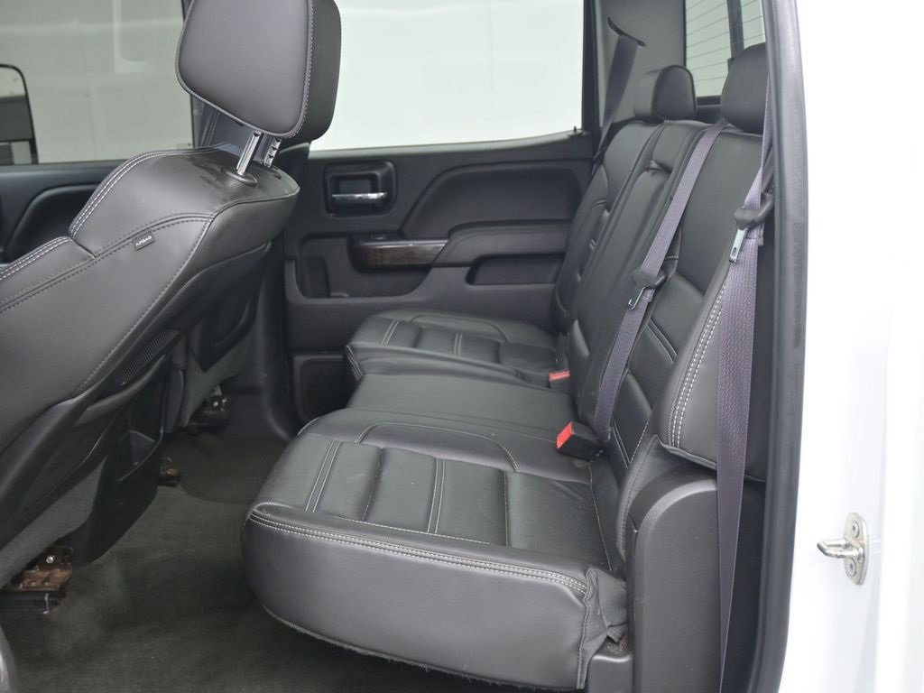 Used 2015 GMC Sierra 3500 Denali w/ Duramax Plus Package image 13