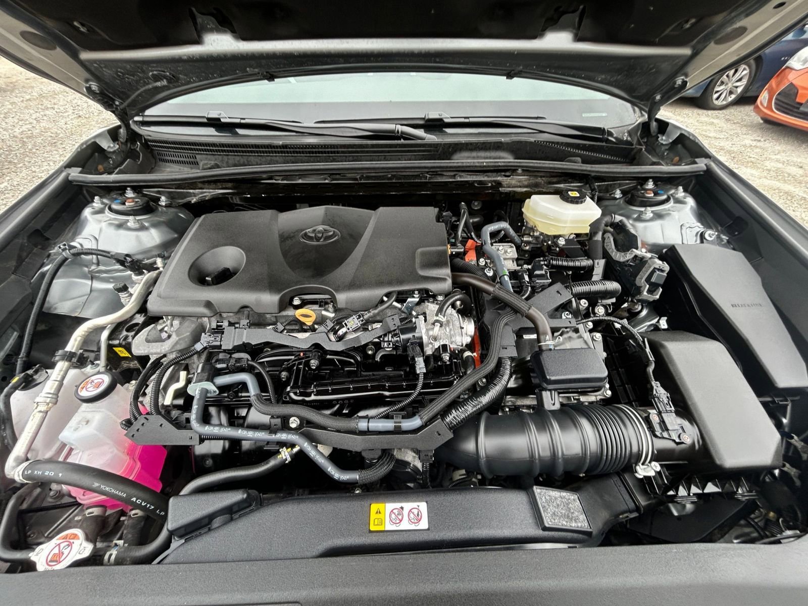 Used 2025 Toyota Camry SE FWD image 33