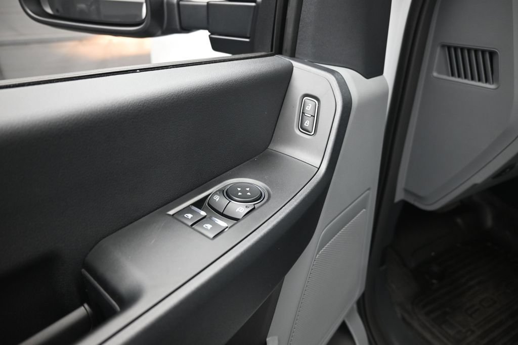 New 2026 Ford F550 2WD Regular Cab Super Duty image 12