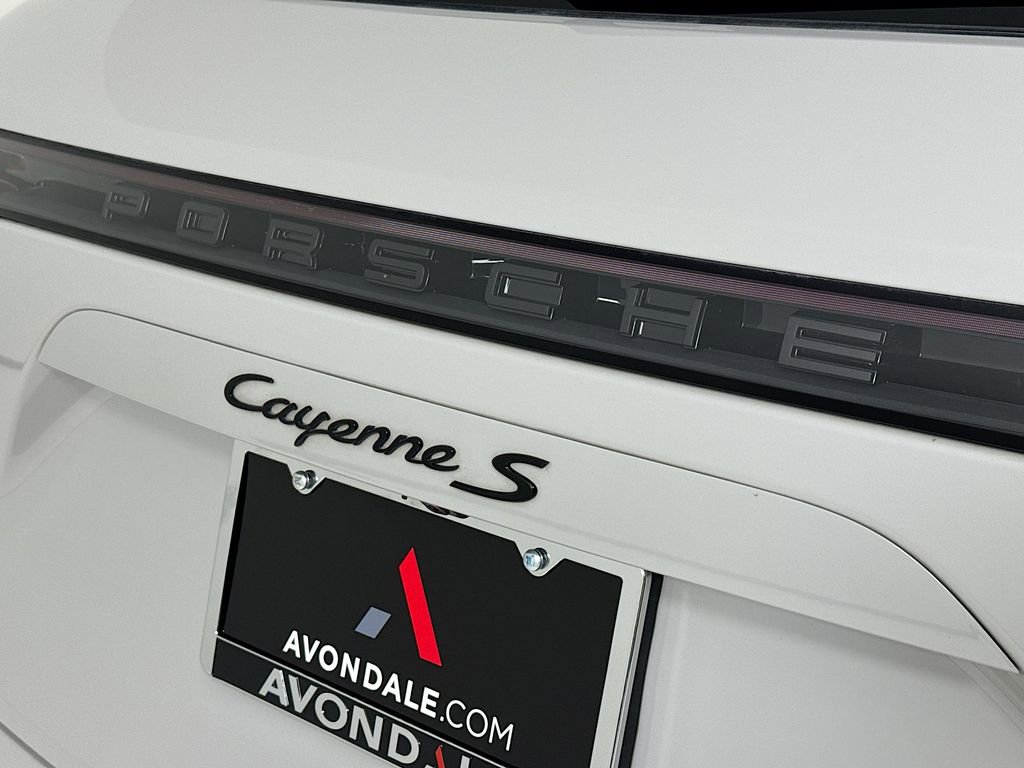 Certified 2023 Porsche Cayenne S Platinum AWD/4WD image 36