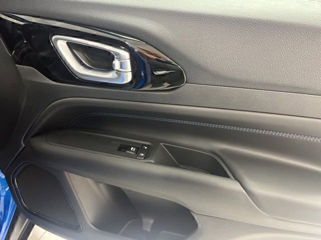 New 2026 Jeep Compass Latitude AWD/4WD image 18