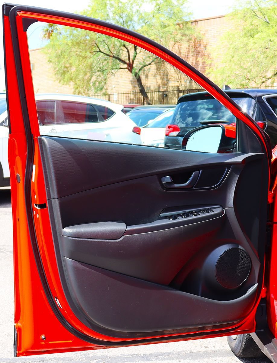 Used 2019 Hyundai Kona SEL w/ Cargo Package FWD image 36