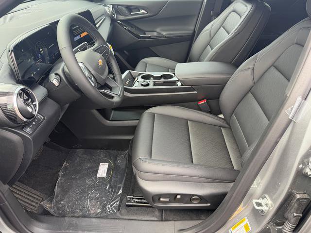 New 2026 Chevrolet Equinox LT AWD/4WD image 9