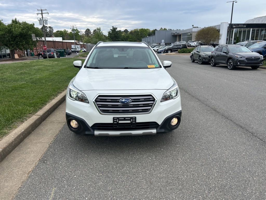 Used 2017 Subaru Outback 2.5i Touring w/ Popular Package #5A image 10