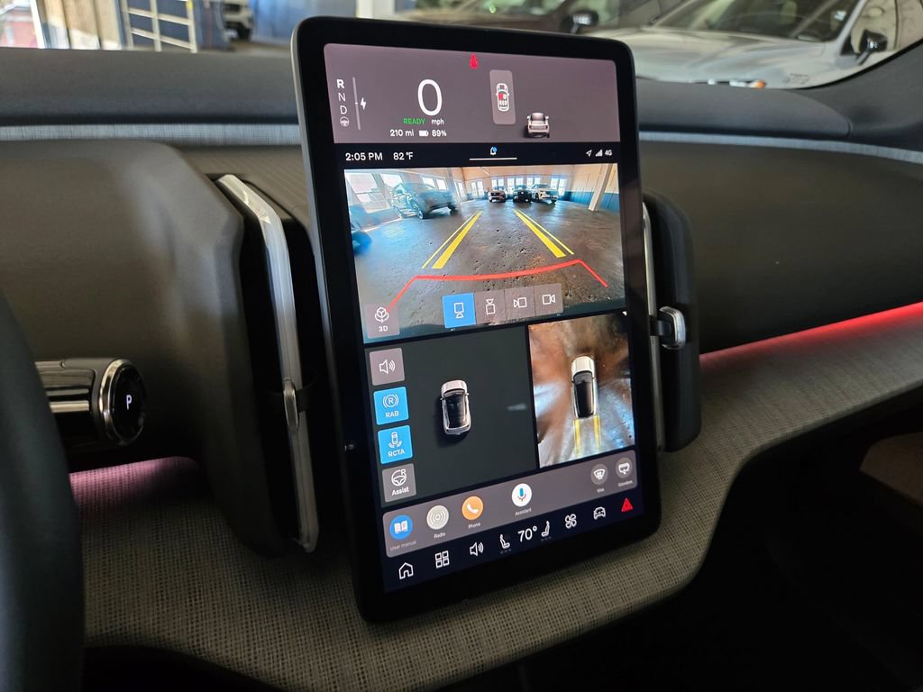 Certified 2025 Volvo EX30 Ultra AWD/4WD image 25