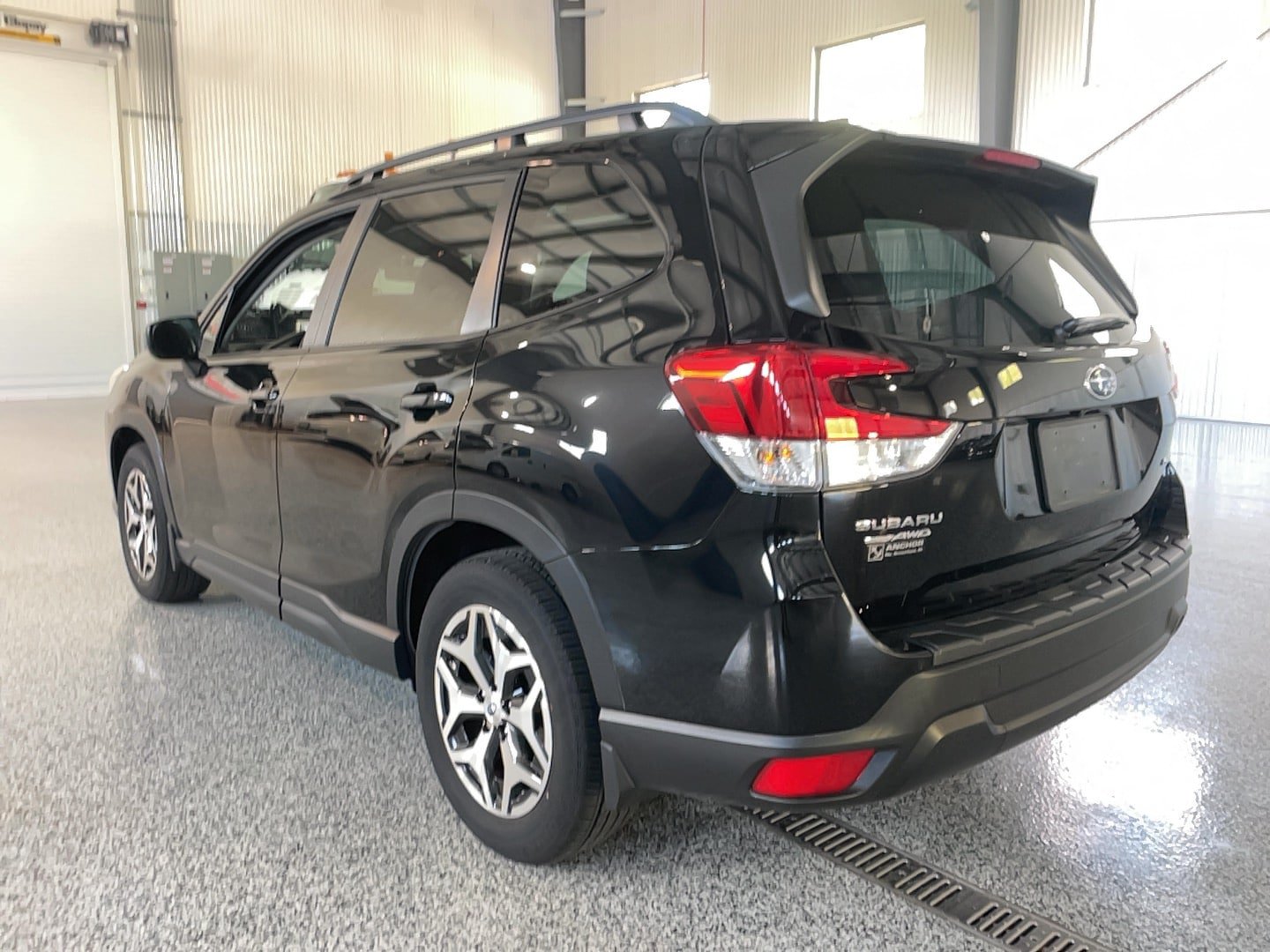 Used 2023 Subaru Forester Premium AWD/4WD image 19