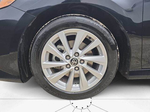 Used 2024 Toyota Camry LE w/ Convenience Package FWD image 28
