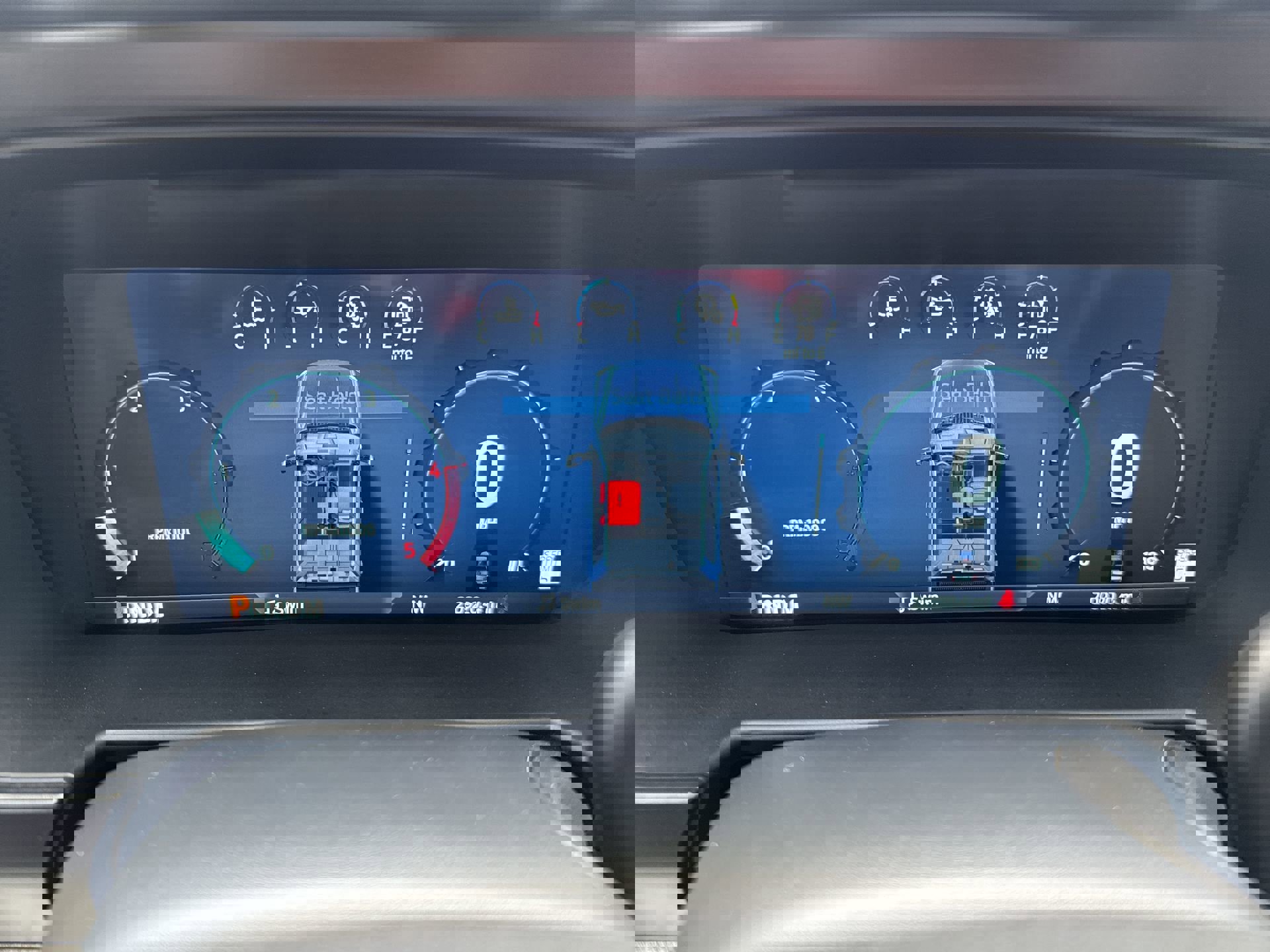 Used 2024 Ford F350 King Ranch w/ FX4 Off-Road Package image 10