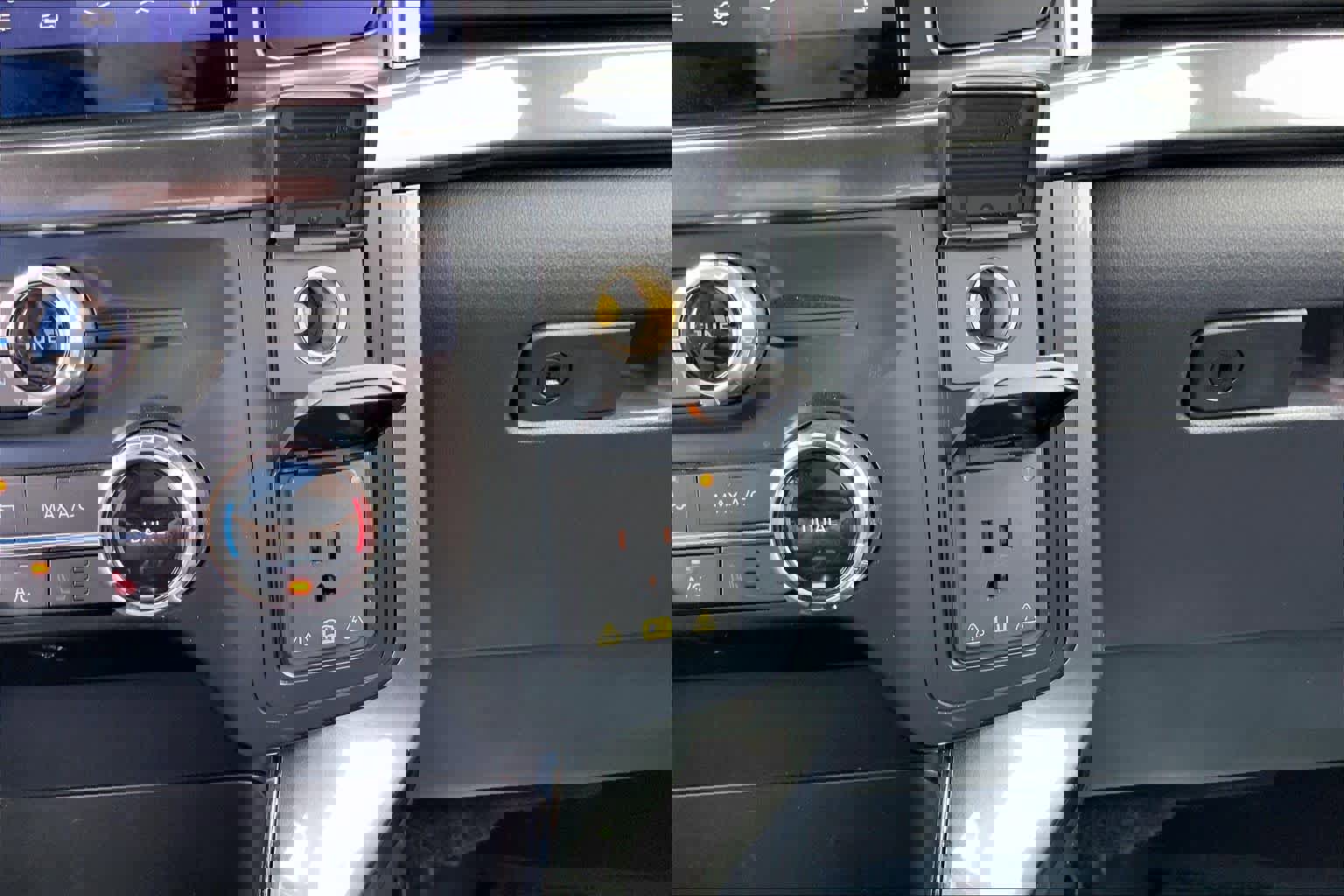 Certified 2023 Ford F150 XLT w/ Equipment Group 302A High image 32