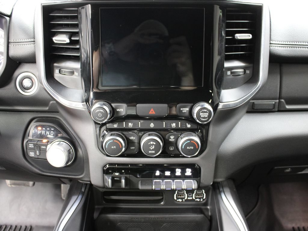 Used 2022 RAM 2500 Laramie AWD/4WD image 17