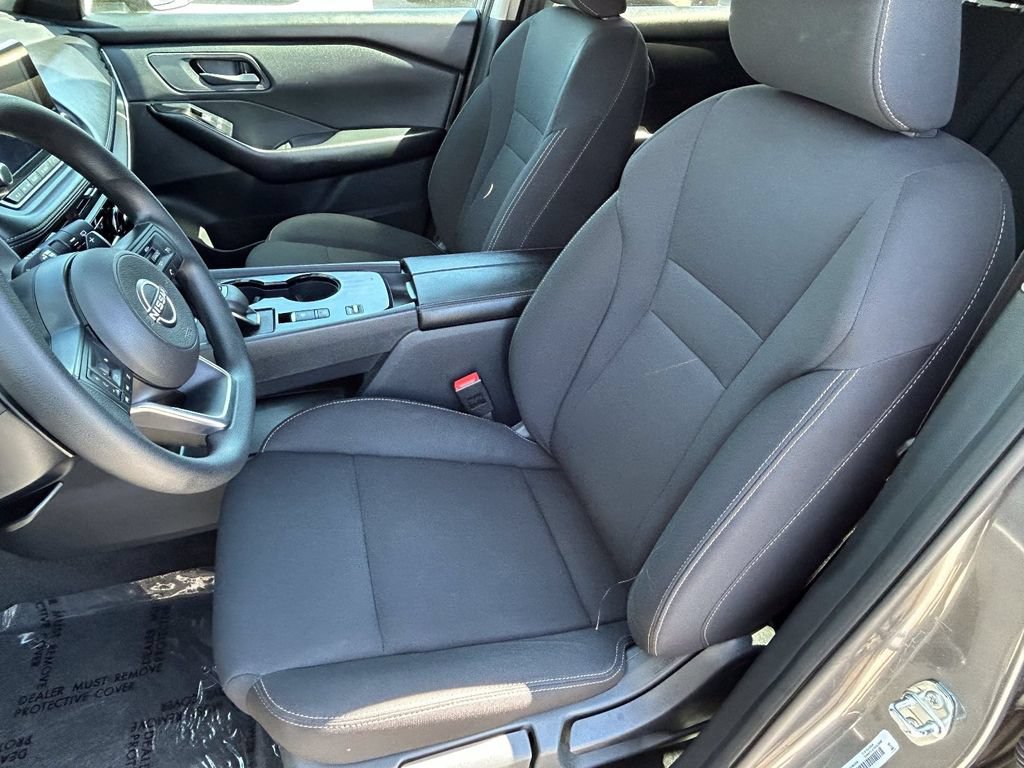 Used 2024 Nissan Rogue S FWD image 24