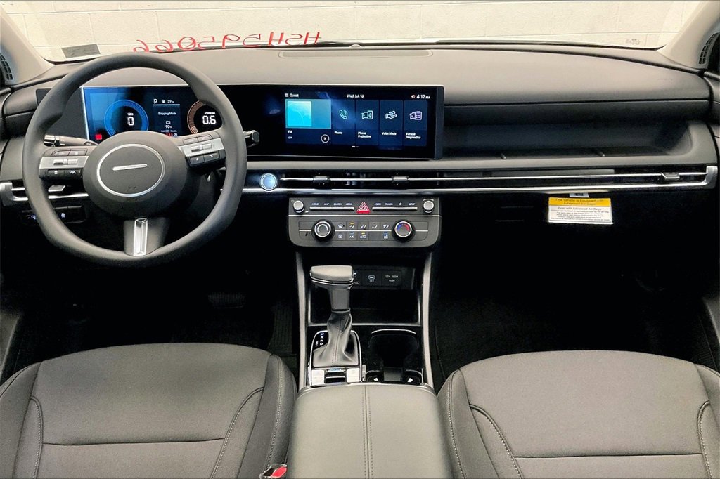 New 2025 Hyundai Tucson SE image 5