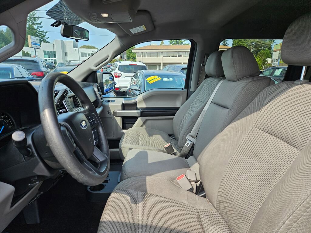 Used 2016 Ford F150 XLT image 11