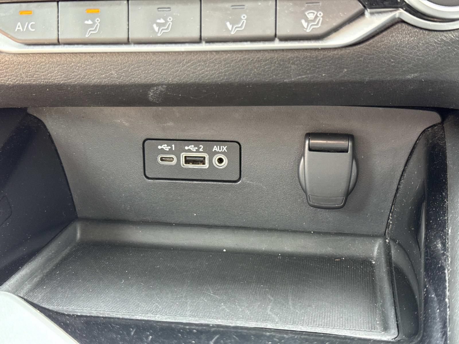 Used 2023 Nissan Altima 2.5 SV AWD/4WD image 12