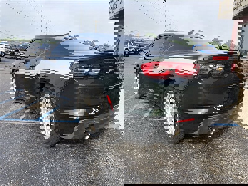 Used 2020 Chevrolet Camaro LT image 3
