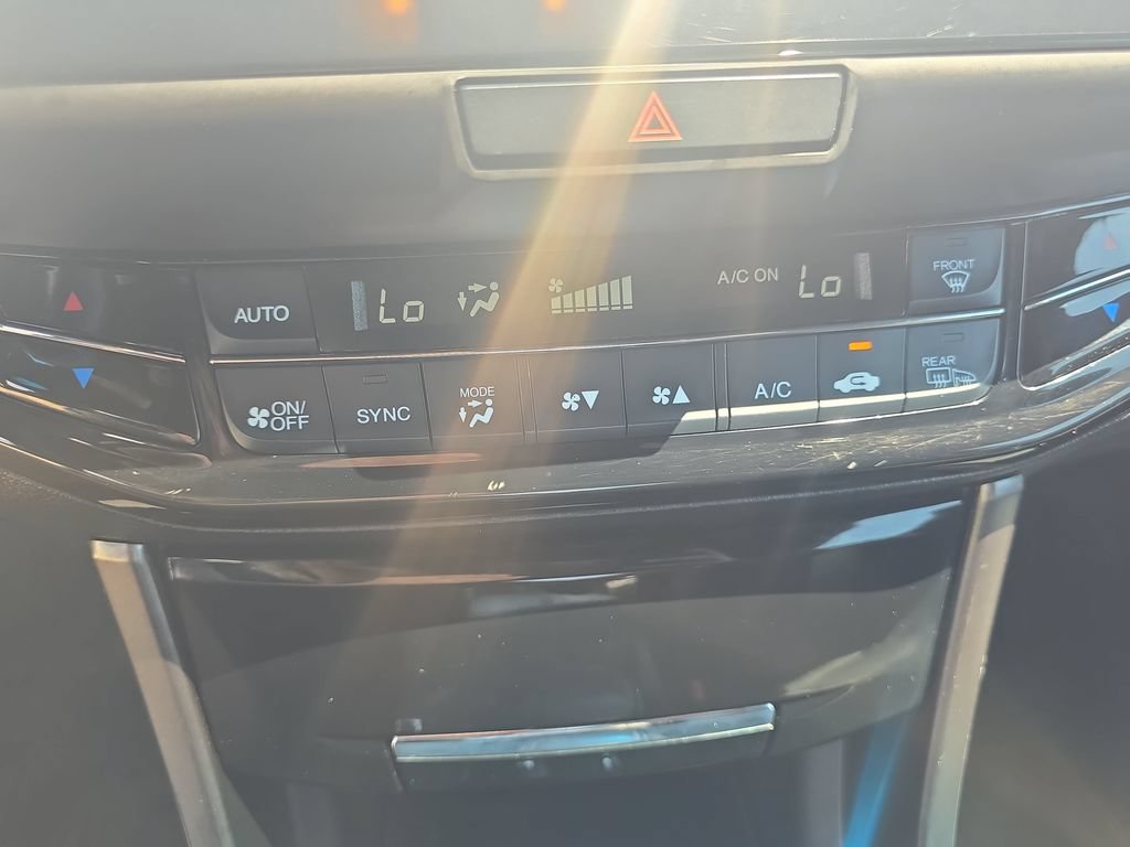 Used 2017 Honda Accord EX-L image 24