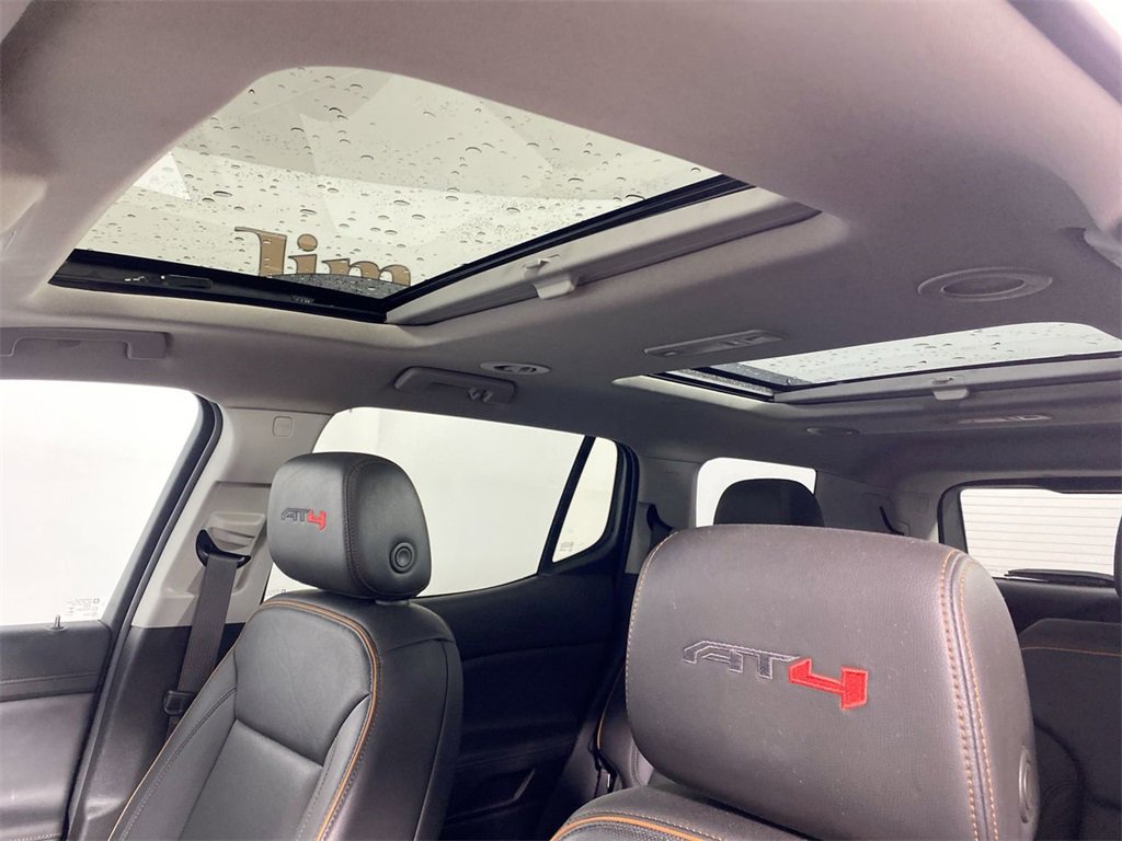 Used 2023 GMC Acadia AT4 w/ Technology Package image 21
