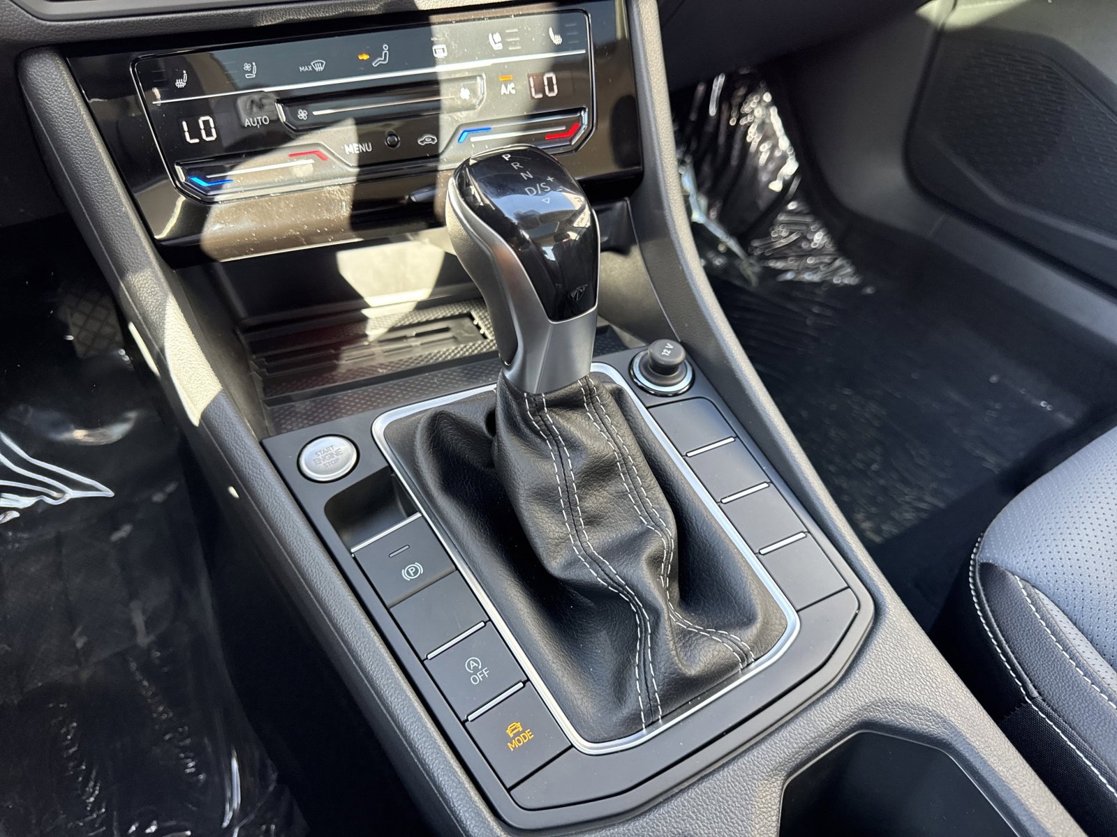 New 2026 Volkswagen Jetta SEL image 24