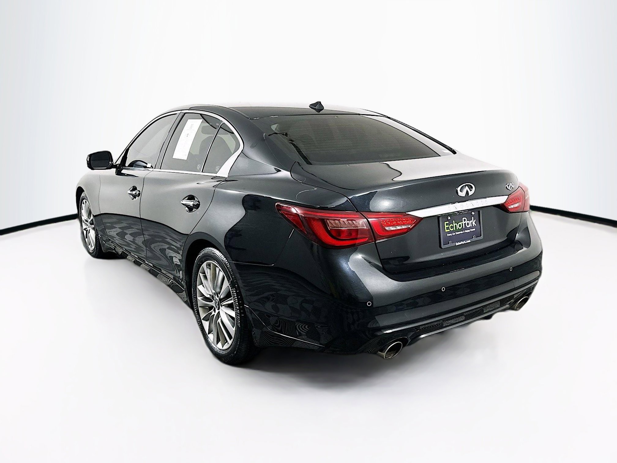 Used 2022 INFINITI Q50 Luxe w/ Cargo Package image 5