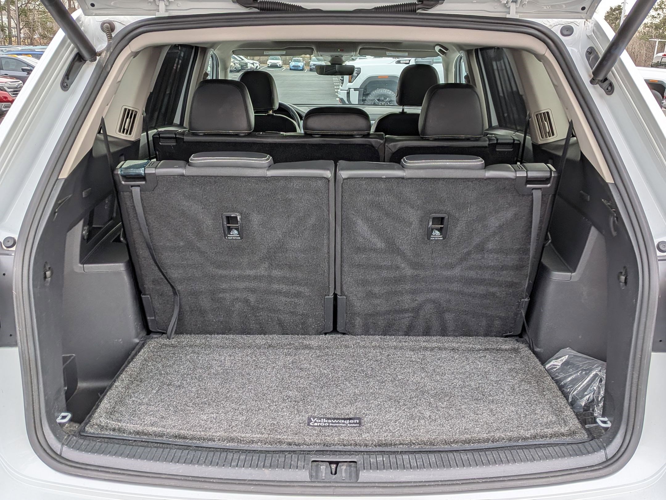 Used 2022 Volkswagen Atlas SEL Premium image 35