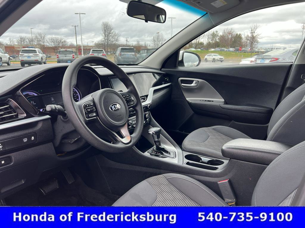 Used 2020 Kia Niro LX image 13