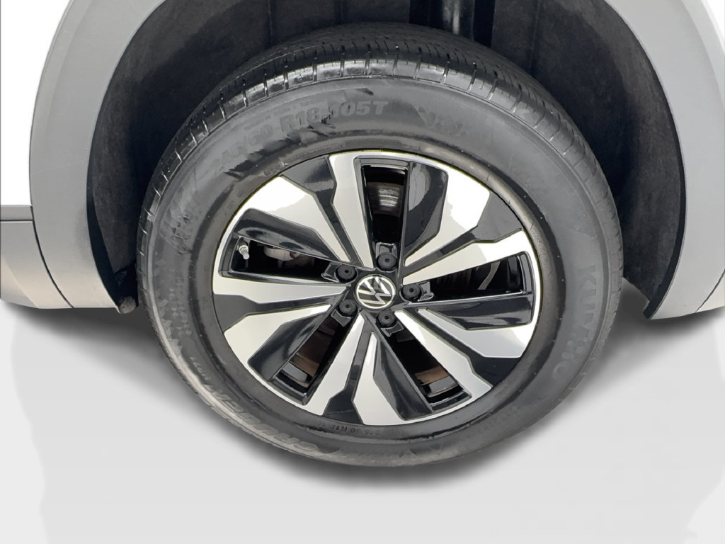 Used 2024 Volkswagen Atlas Cross Sport SE FWD image 12