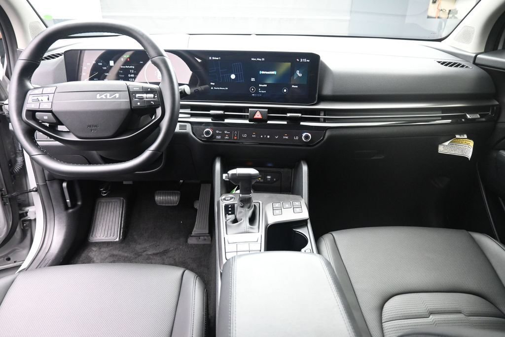 Used 2026 Kia Sportage SX Prestige FWD image 9
