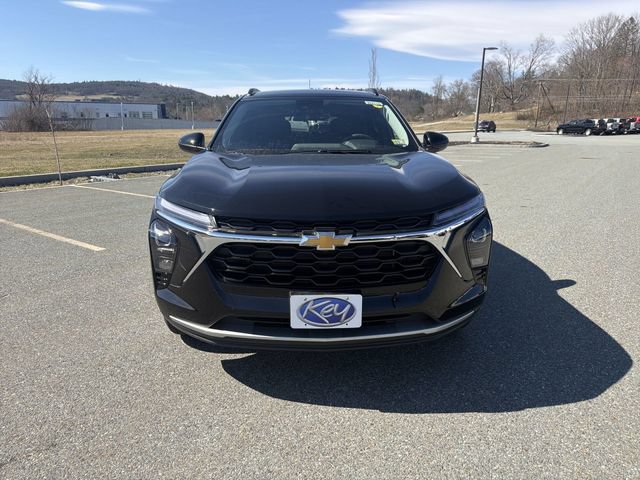 New 2026 Chevrolet Trax LT FWD image 32