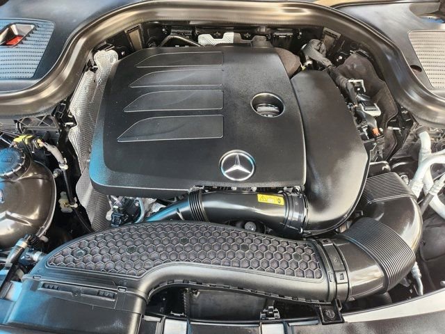 Used 2021 Mercedes-Benz GLC 300 4MATIC Coupe image 35