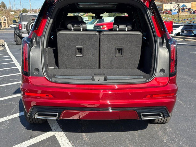 Used 2024 Cadillac XT6 Sport w/ Technology Package image 4