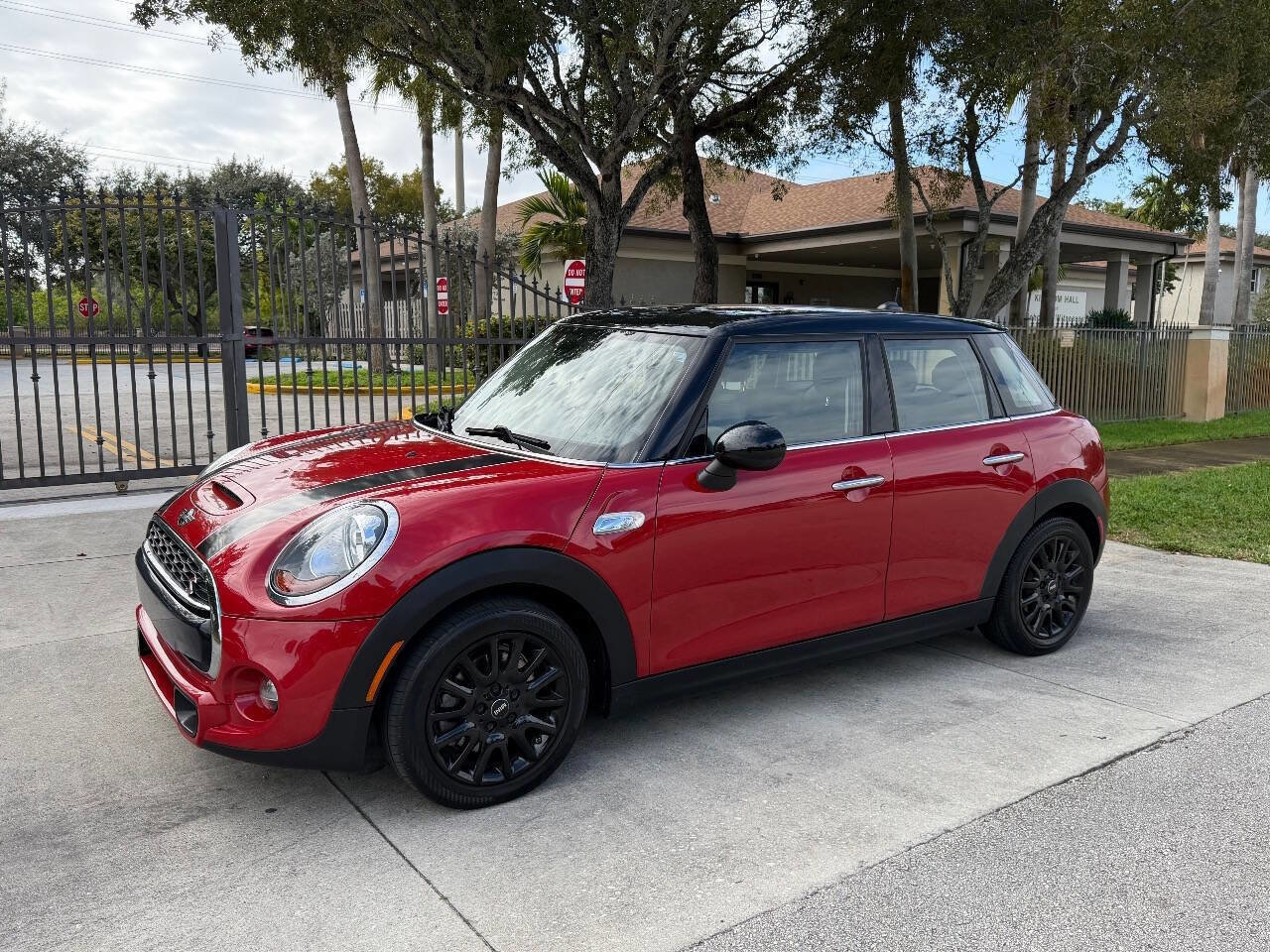 Used 2016 MINI Cooper S