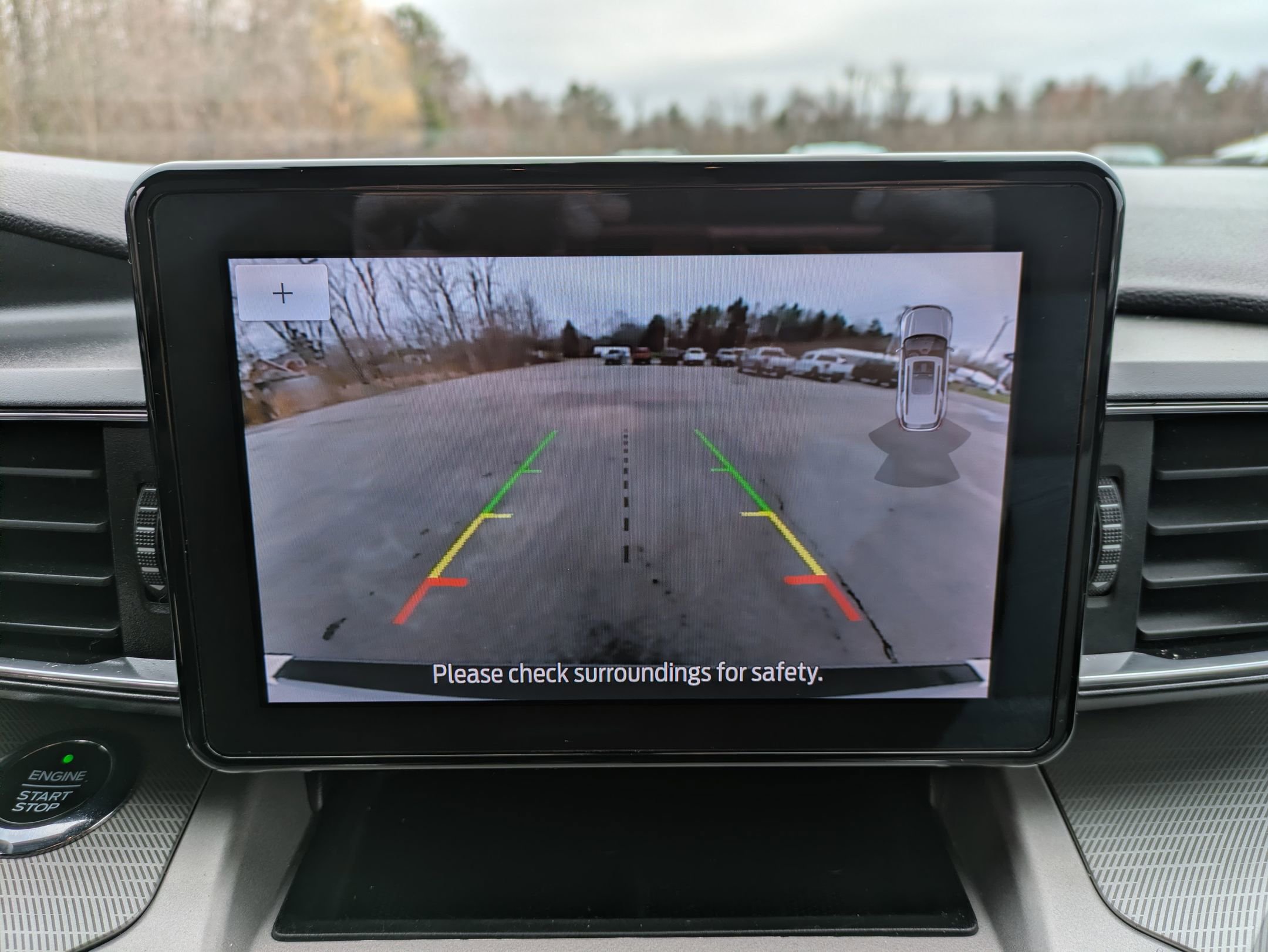 Used 2021 Ford Explorer XLT w/ Equipment Group 202A AWD/4WD image 12